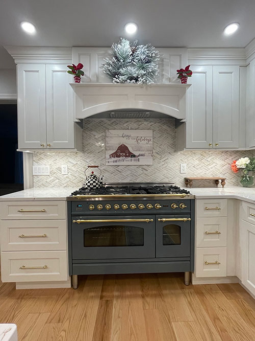 Fabuwood French country kitchen cabinets 8